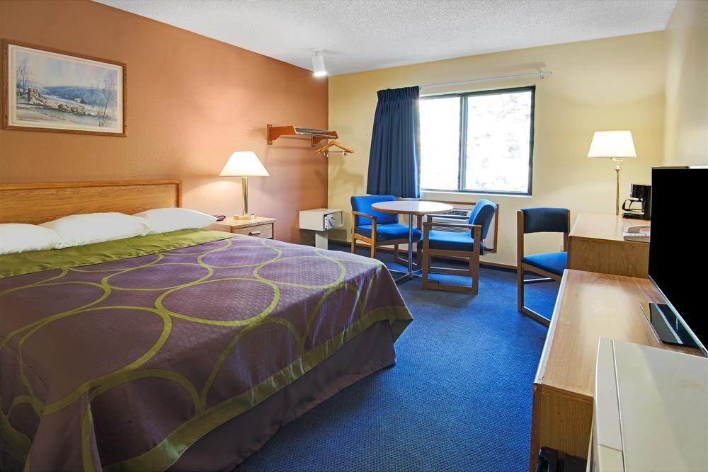 Super 8 By Wyndham Lenexa Overland Park Area/Mall Area Exterior foto