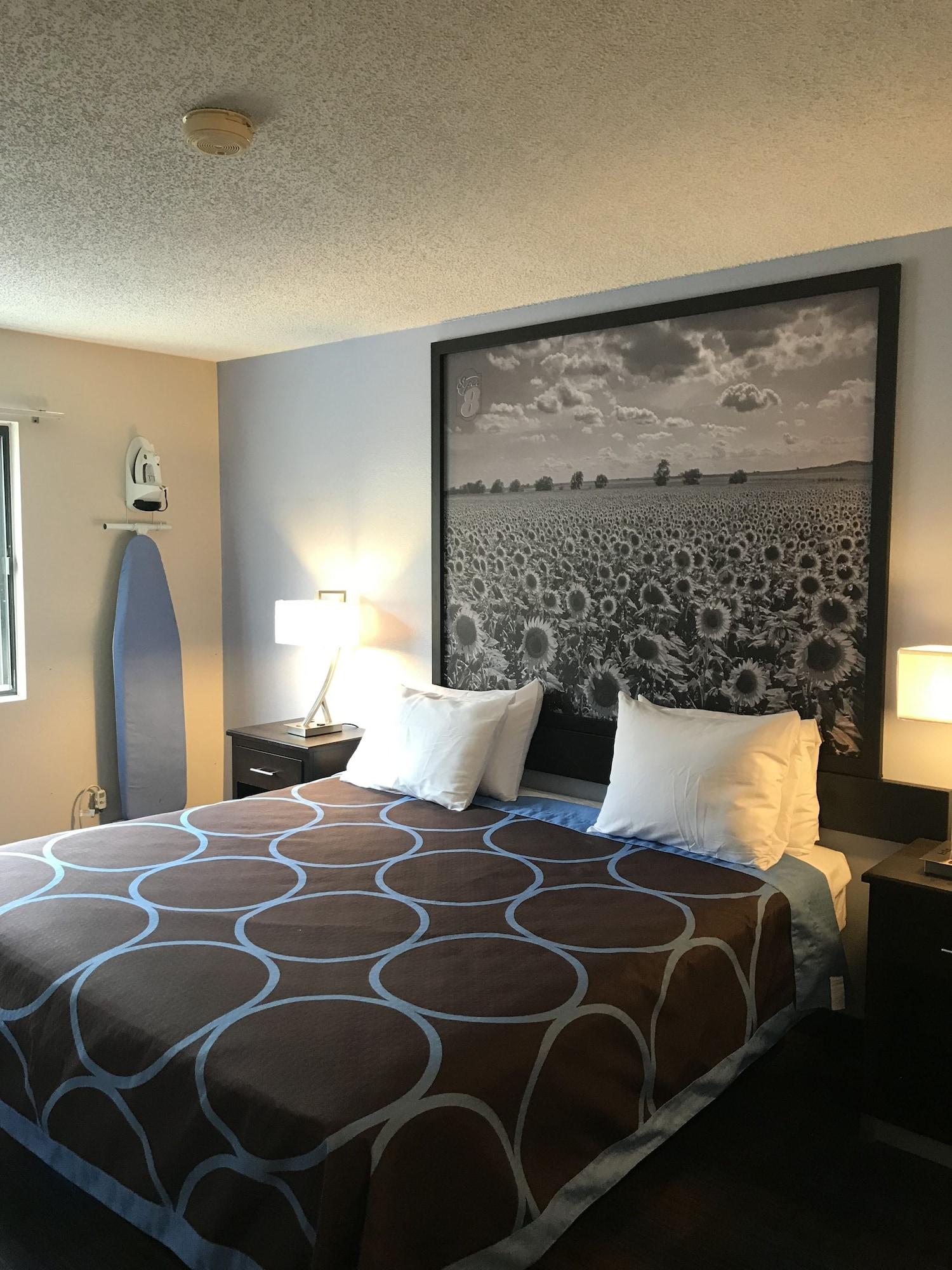 Super 8 By Wyndham Lenexa Overland Park Area/Mall Area Exterior foto
