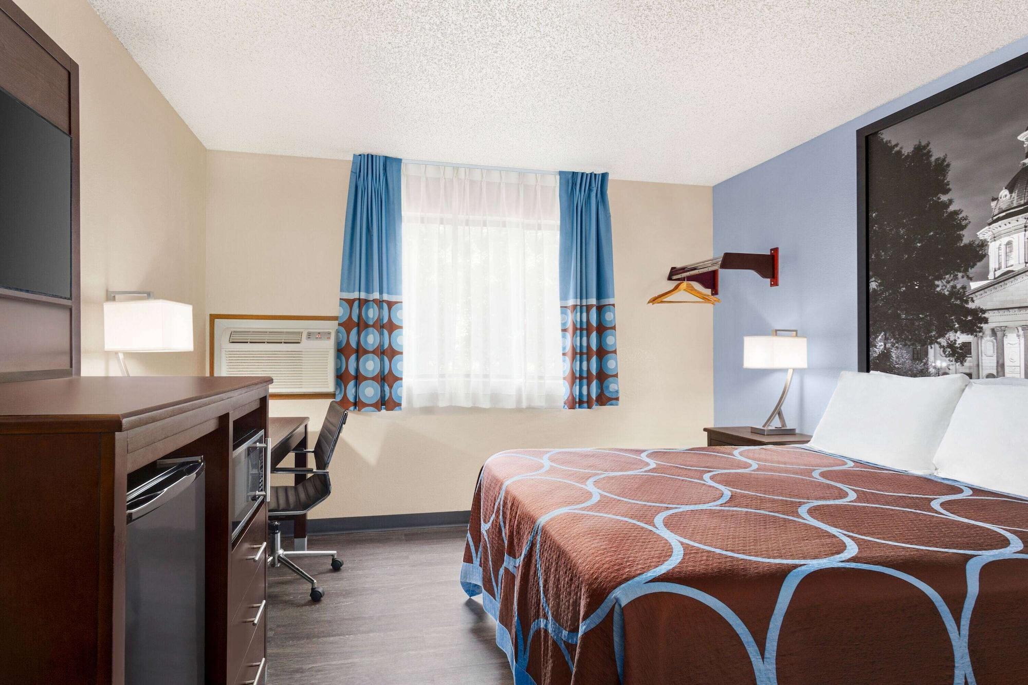 Super 8 By Wyndham Lenexa Overland Park Area/Mall Area Exterior foto